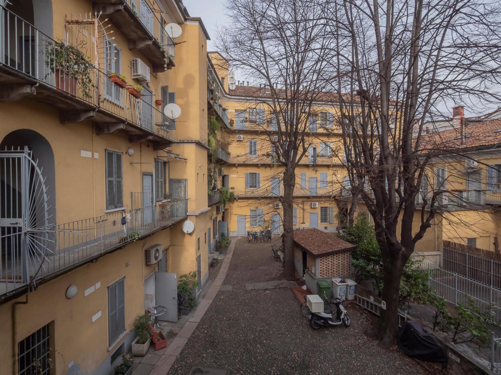 B&B La Ringhiera - Meda 43 Milano Esterno foto